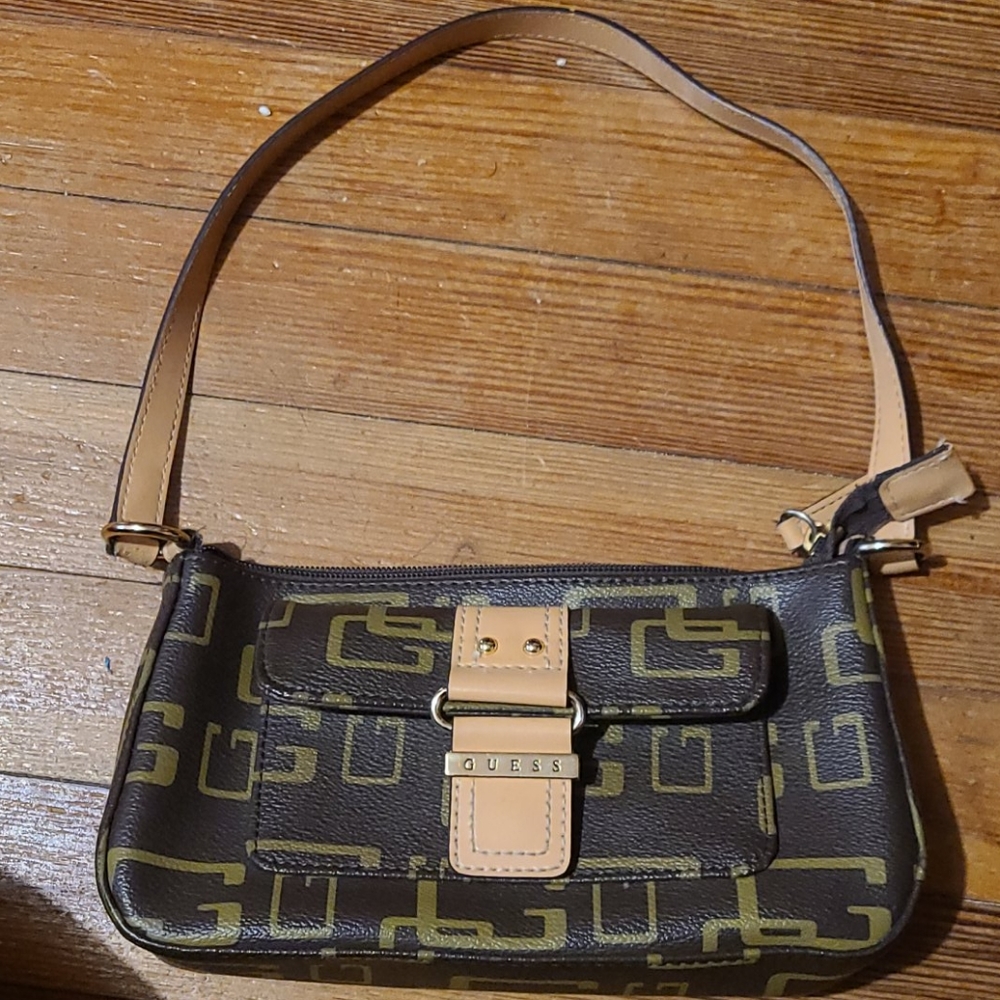 Small guess shoulder bag